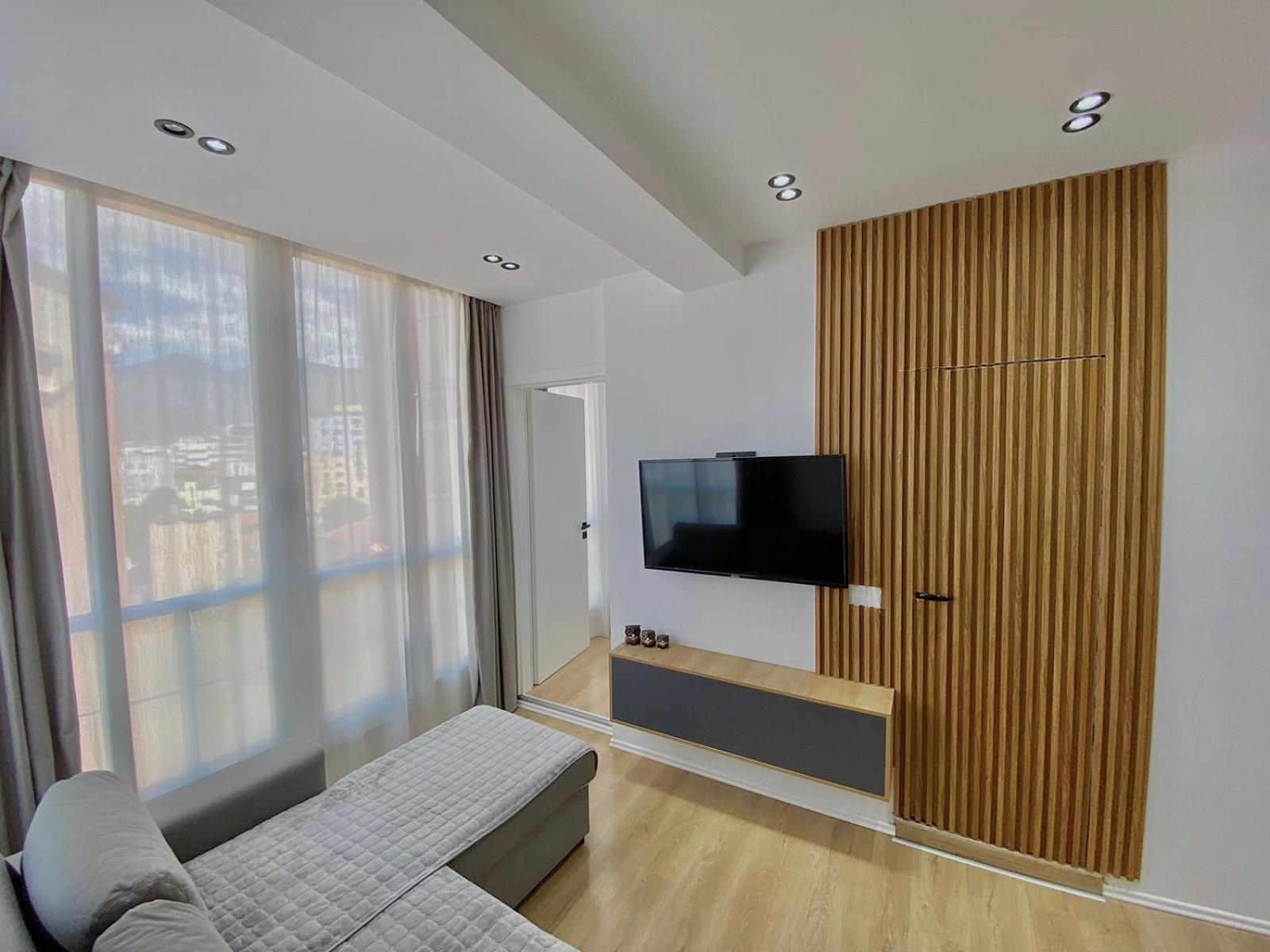 Mara Central Apartment 3 Tirana Eksteriør billede